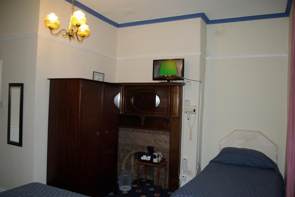Menai Bank Hotel Карнарвон Экстерьер фото